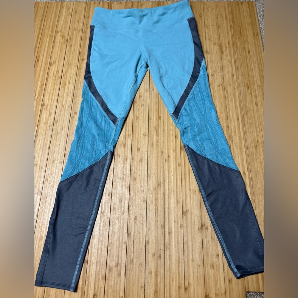 ALO Yoga Teal Leggings